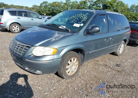 2007 Chrysler Town & Country Touring z USA, uszkodzony, nr VIN 2A8GP54L47R307918